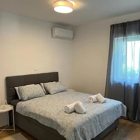 Gemini Apartment